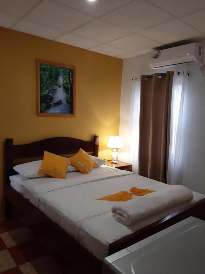Saint Charles Inn, Belize Central America Punta Gorda Zewnętrze zdjęcie