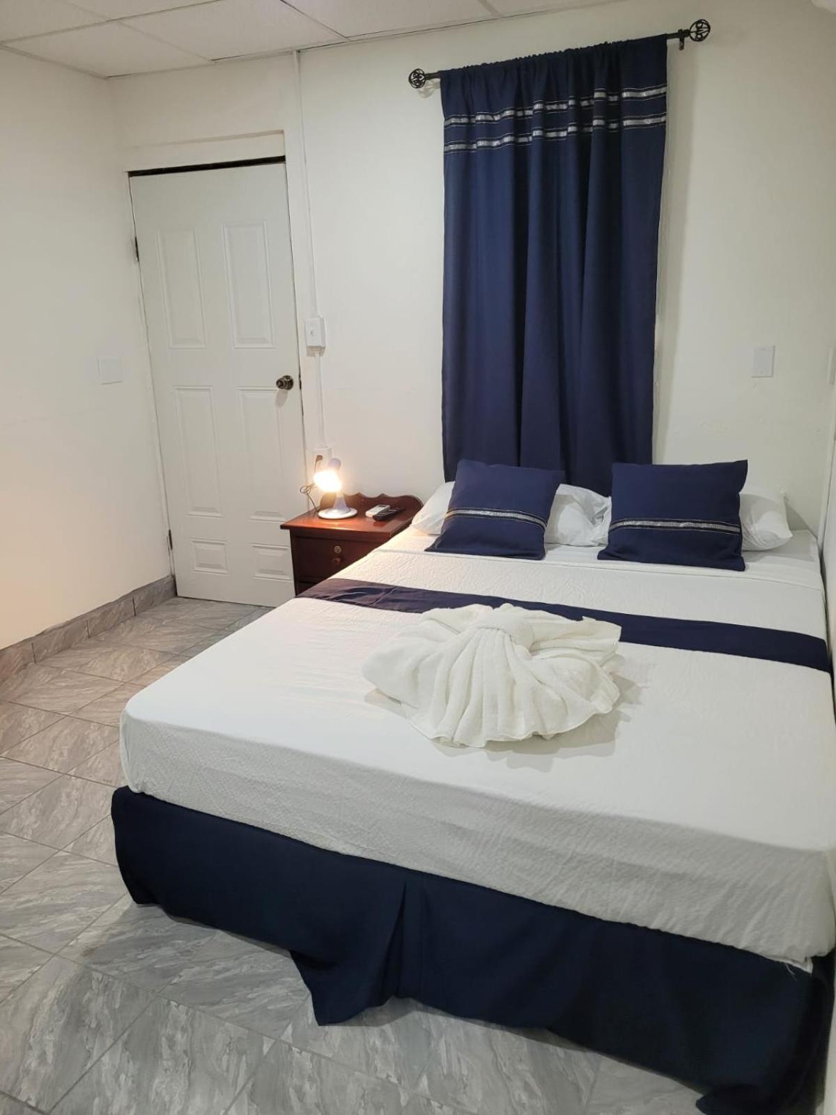 Saint Charles Inn, Belize Central America Punta Gorda Zewnętrze zdjęcie